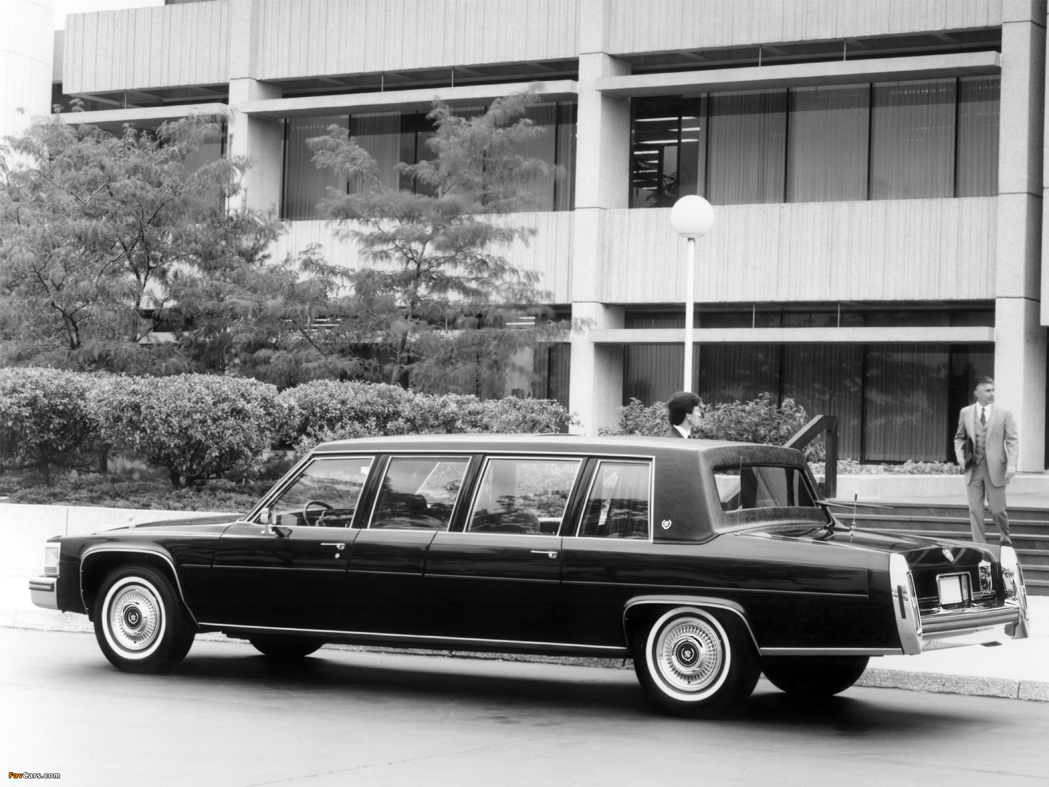 Cadillac Fleetwood Presidential Limousine Concept by OGara-Hess & Eisenhardt 1987 photos (2048 x 1536)
