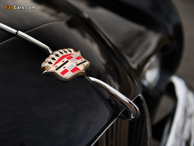 Images of Cadillac Series 62 Coupe 1953 (640 x 480)