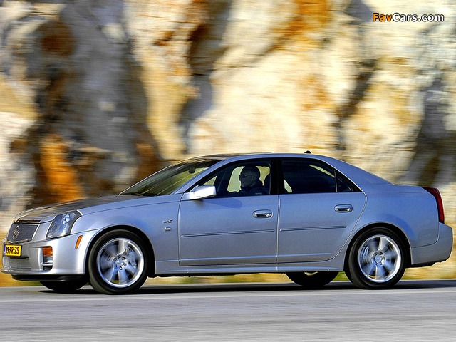 Cadillac CTS-V 2004–07 wallpapers (640 x 480)