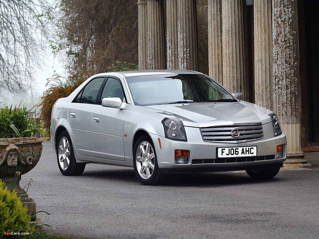 Cadillac CTS UK-spec 2005–07 images (1280 x 960)