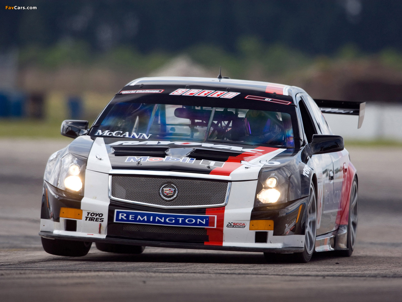 Cadillac CTS-V Race Car 2005–07 wallpapers (1280 x 960)