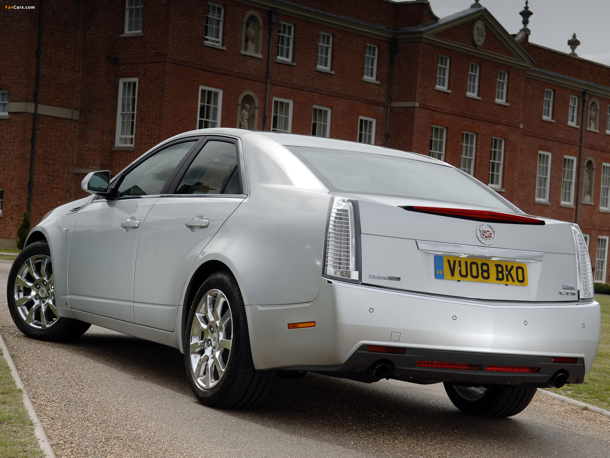 Cadillac CTS UK-spec 2008 pictures (2048 x 1536)
