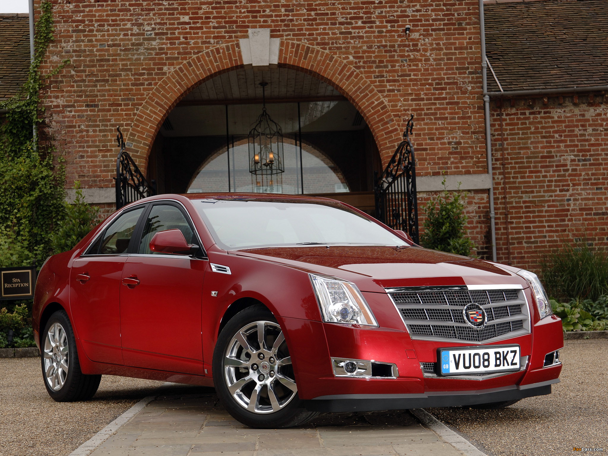 Cadillac CTS UK-spec 2008 wallpapers (2048 x 1536)