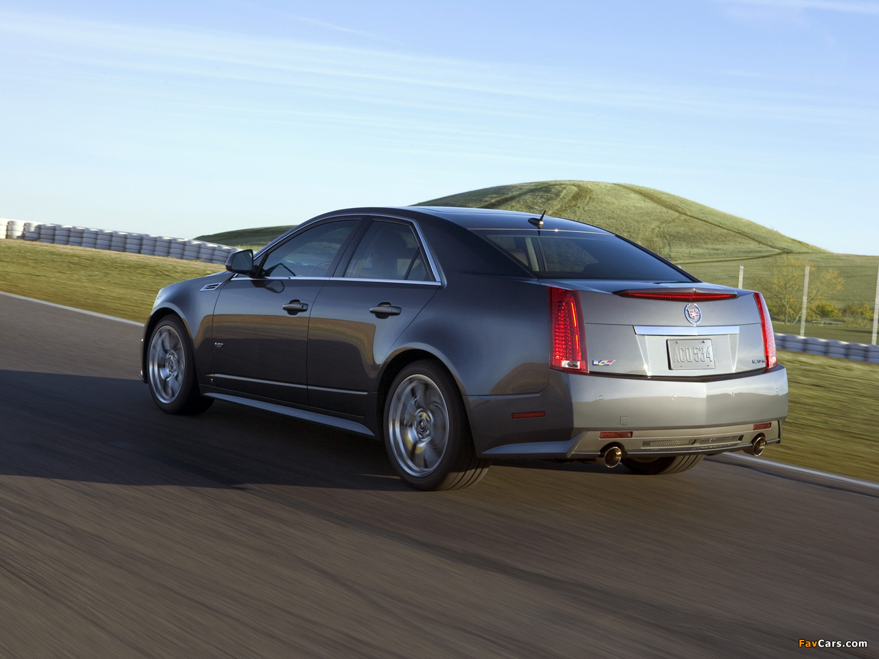 Cadillac CTS-V 2009 images (1280 x 960)