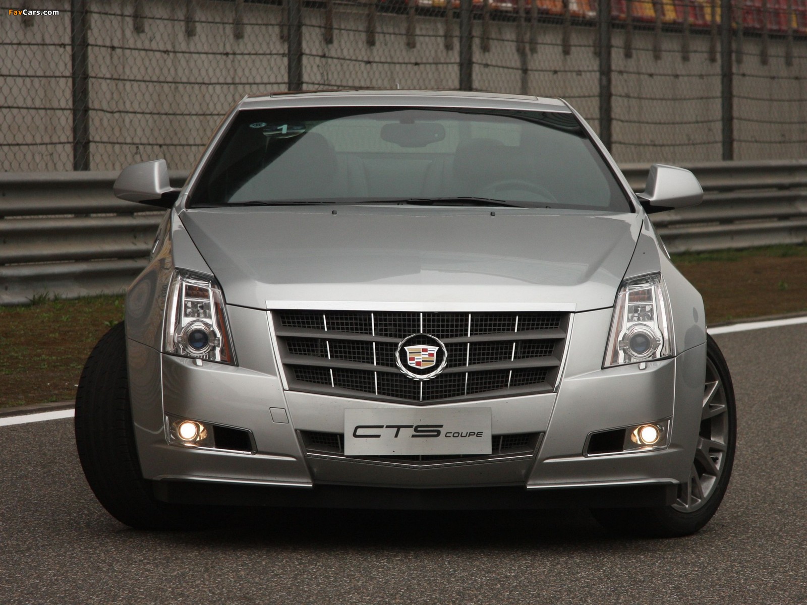 Cadillac CTS Coupe 2010 photos (1600 x 1200)