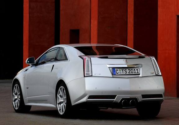 Cadillac CTS-V Coupe EU-spec 2010 pictures