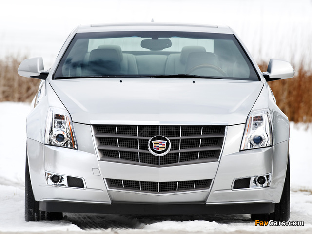 Cadillac CTS Coupe 2010 wallpapers (640 x 480)