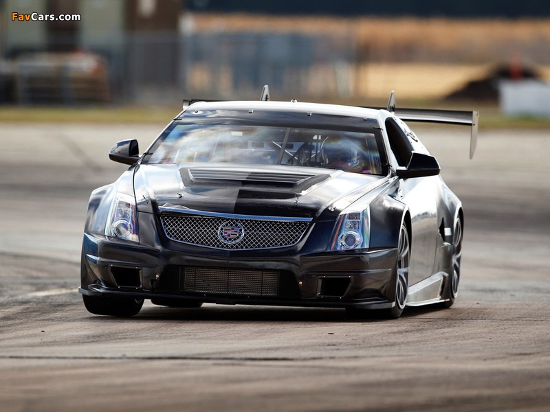 Cadillac CTS-V Coupe Race Car 2011 pictures (800 x 600)