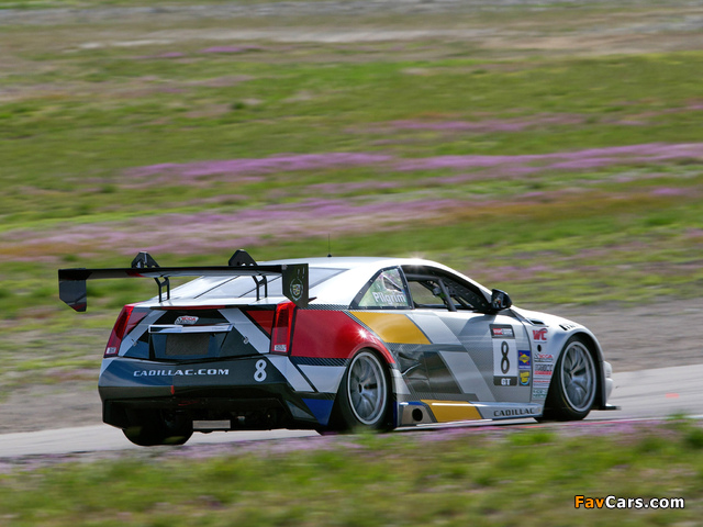 Cadillac CTS-V Coupe Race Car 2011 wallpapers (640 x 480)