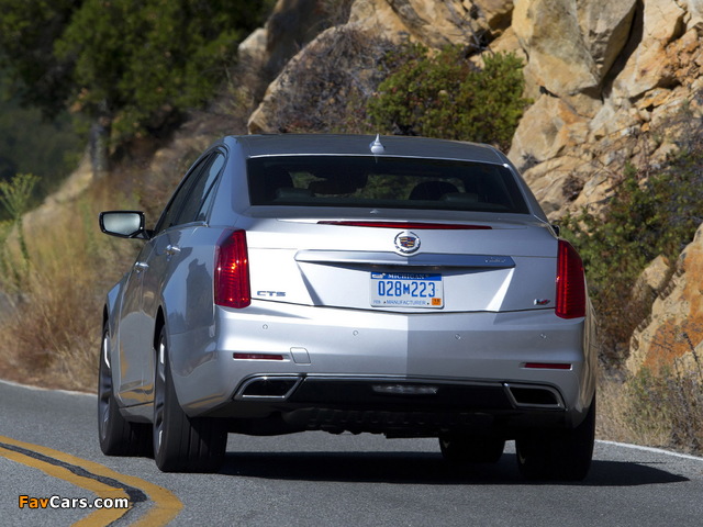 Cadillac CTS Vsport 2013 images (640 x 480)