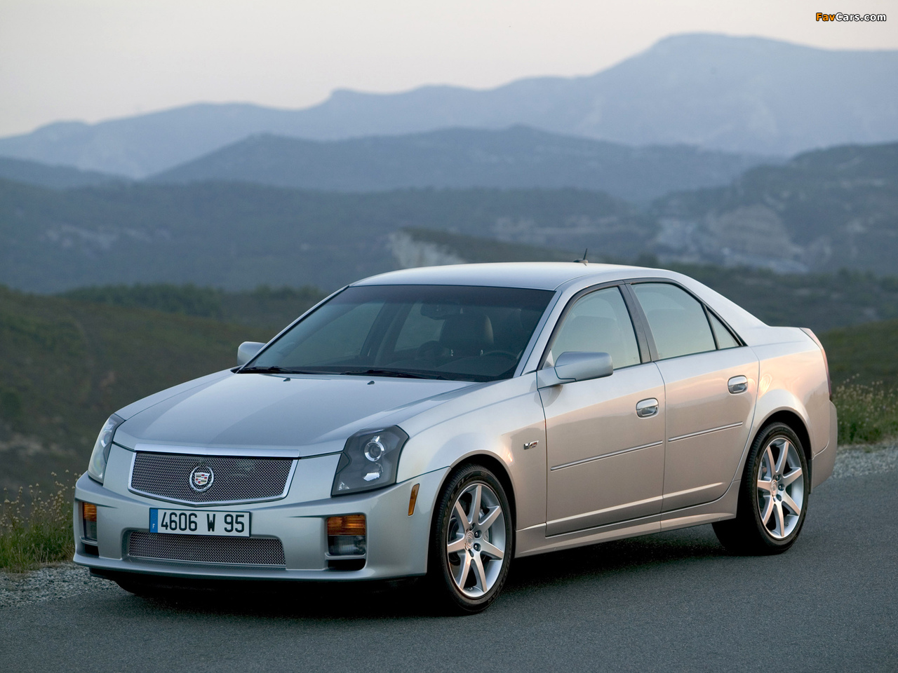 Images of Cadillac CTS-V 2004–07 (1280 x 960)