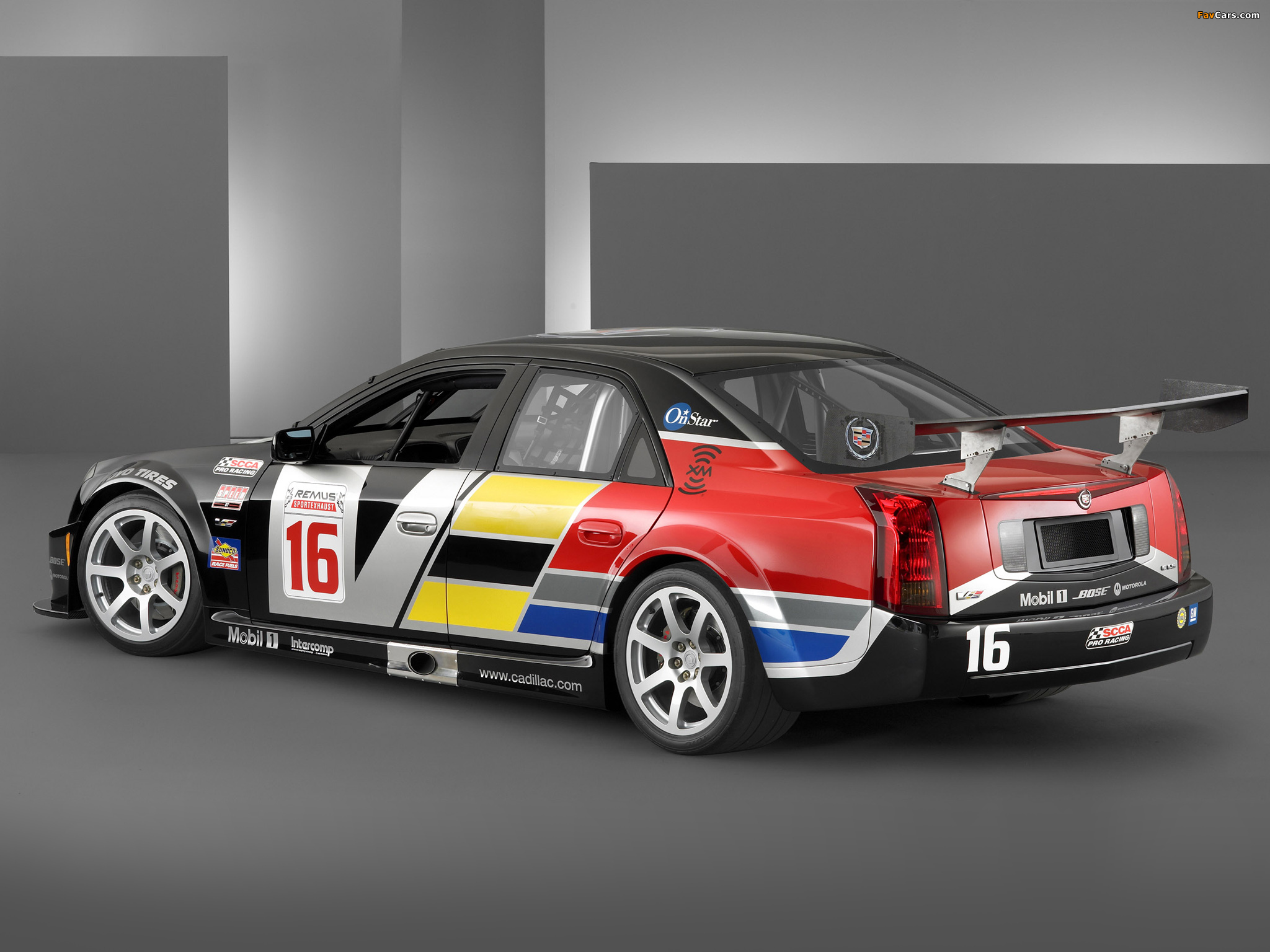 Images of Cadillac CTS-V Race Car 2005–07 (2048 x 1536)