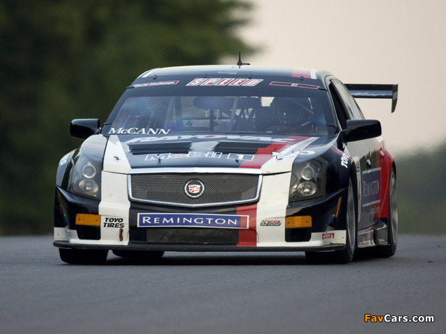 Images of Cadillac CTS-V Race Car 2005–07 (640 x 480)