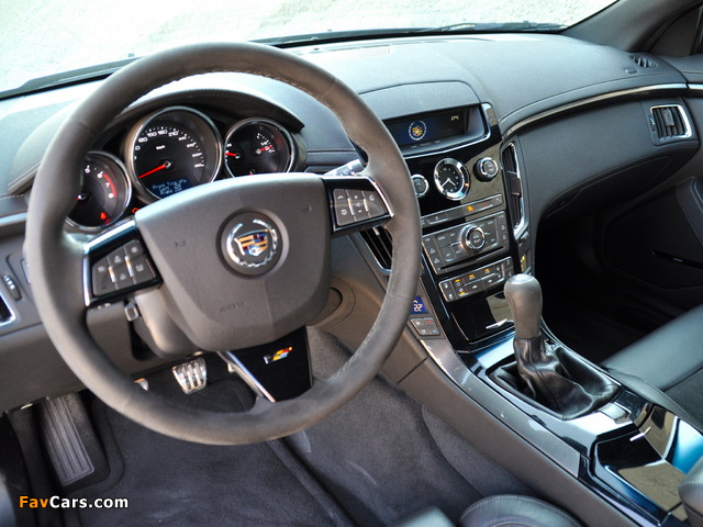 Images of Geiger Cadillac CTS-V Coupe Blue Brute 2011 (640 x 480)