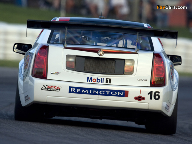 Photos of Cadillac CTS-V Race Car 2005–07 (640 x 480)