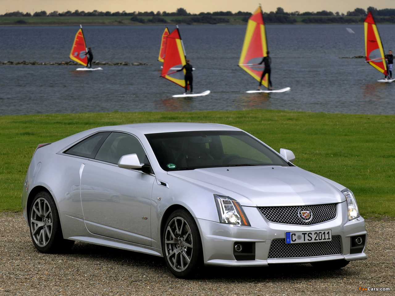 Photos of Cadillac CTS-V Coupe EU-spec 2010 (1280 x 960)