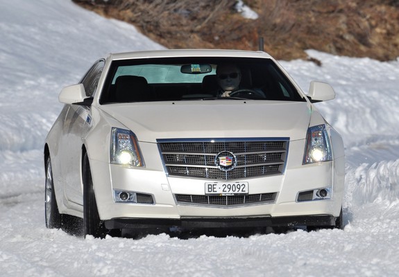 Photos of Cadillac CTS Coupe 2010