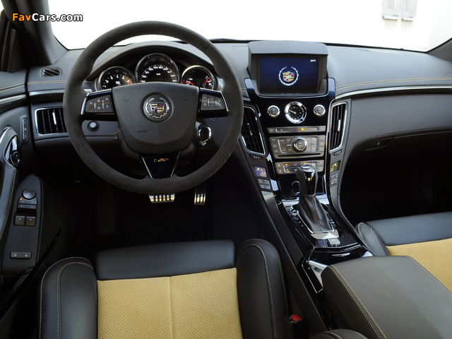 Photos of Cadillac CTS-V Coupe Black Diamond EU-spec 2011 (640 x 480)