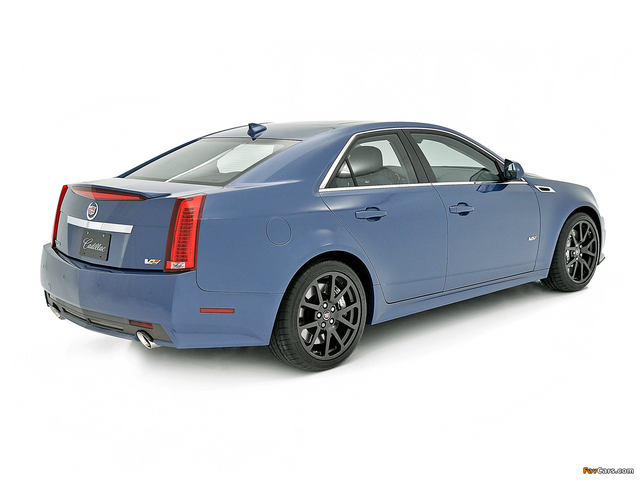 Photos of Cadillac CTS-V Stealth Blue Edition 2013 (1280 x 960)