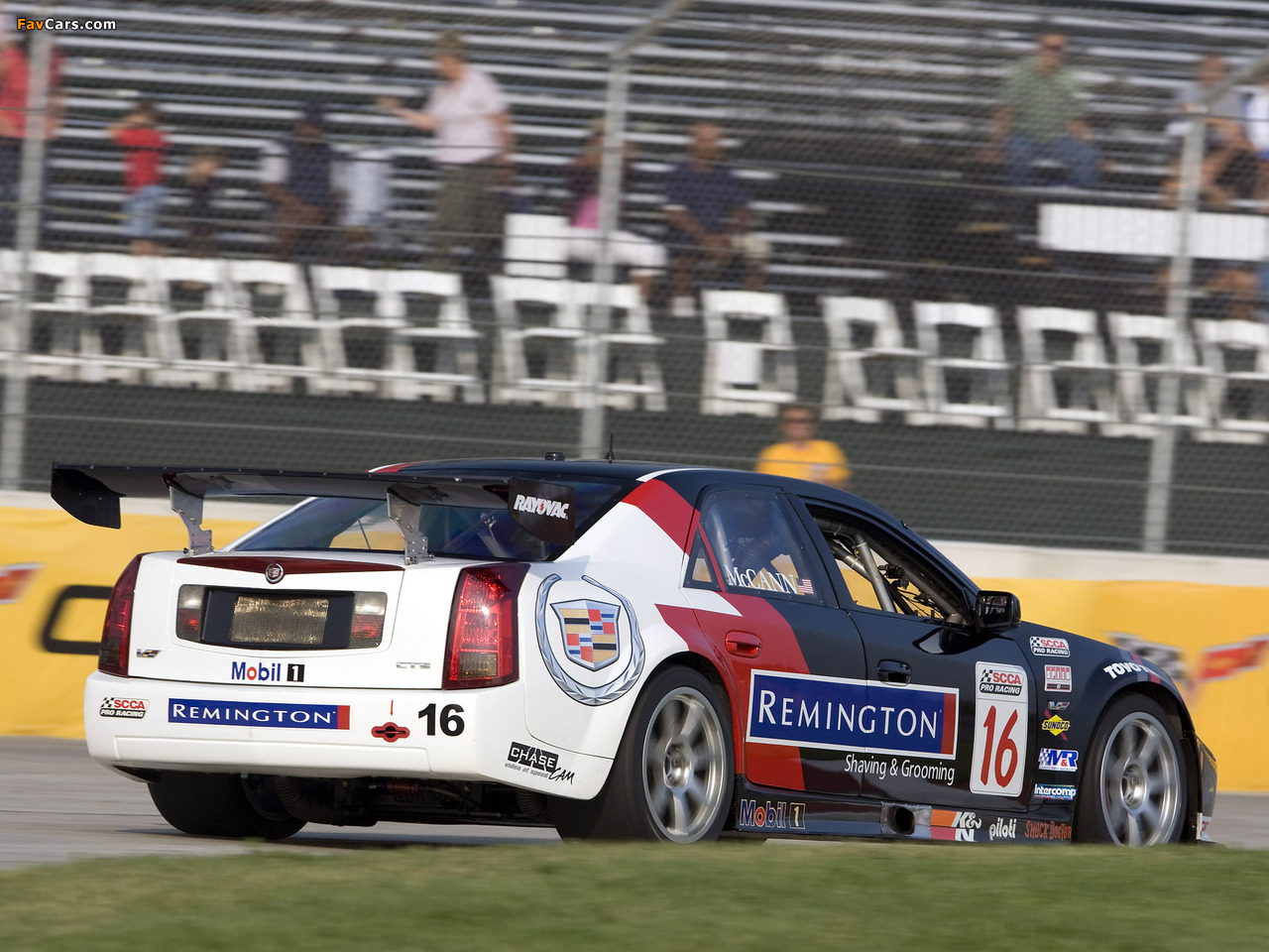 Pictures of Cadillac CTS-V Race Car 2005–07 (1280 x 960)