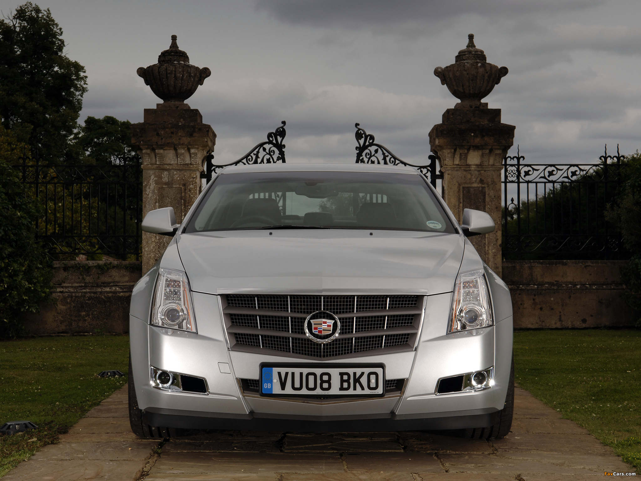 Pictures of Cadillac CTS UK-spec 2008 (2048 x 1536)