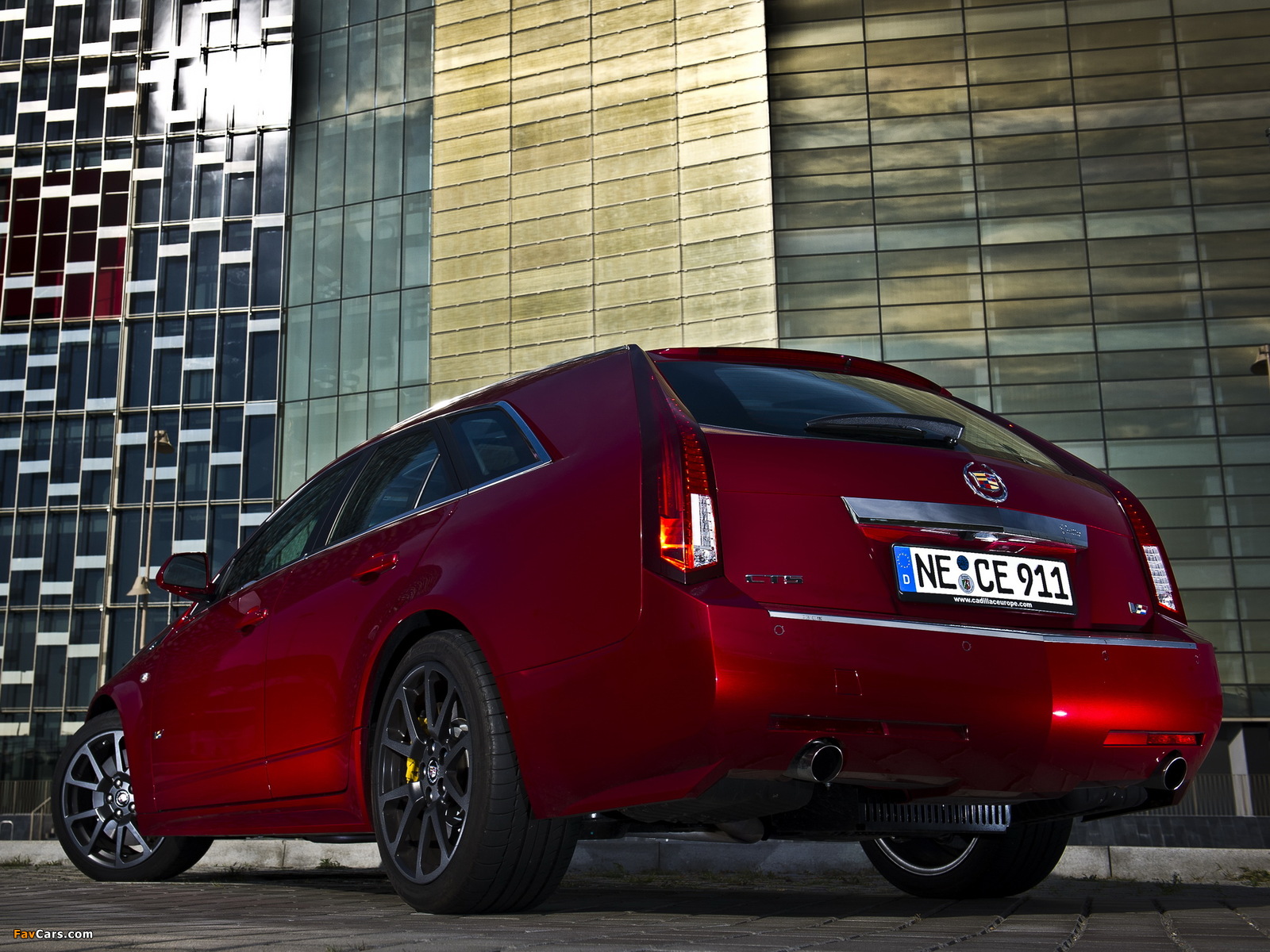 Pictures of Cadillac CTS-V Sport Wagon EU-spec 2010 (1600 x 1200)