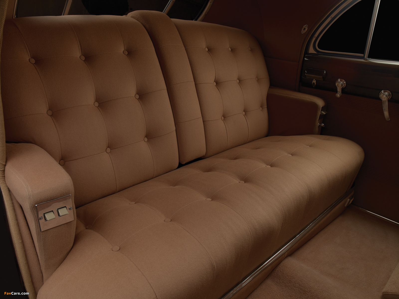 Photos of Cadillac Custom Limousine The Duchess 1941 (1600 x 1200)