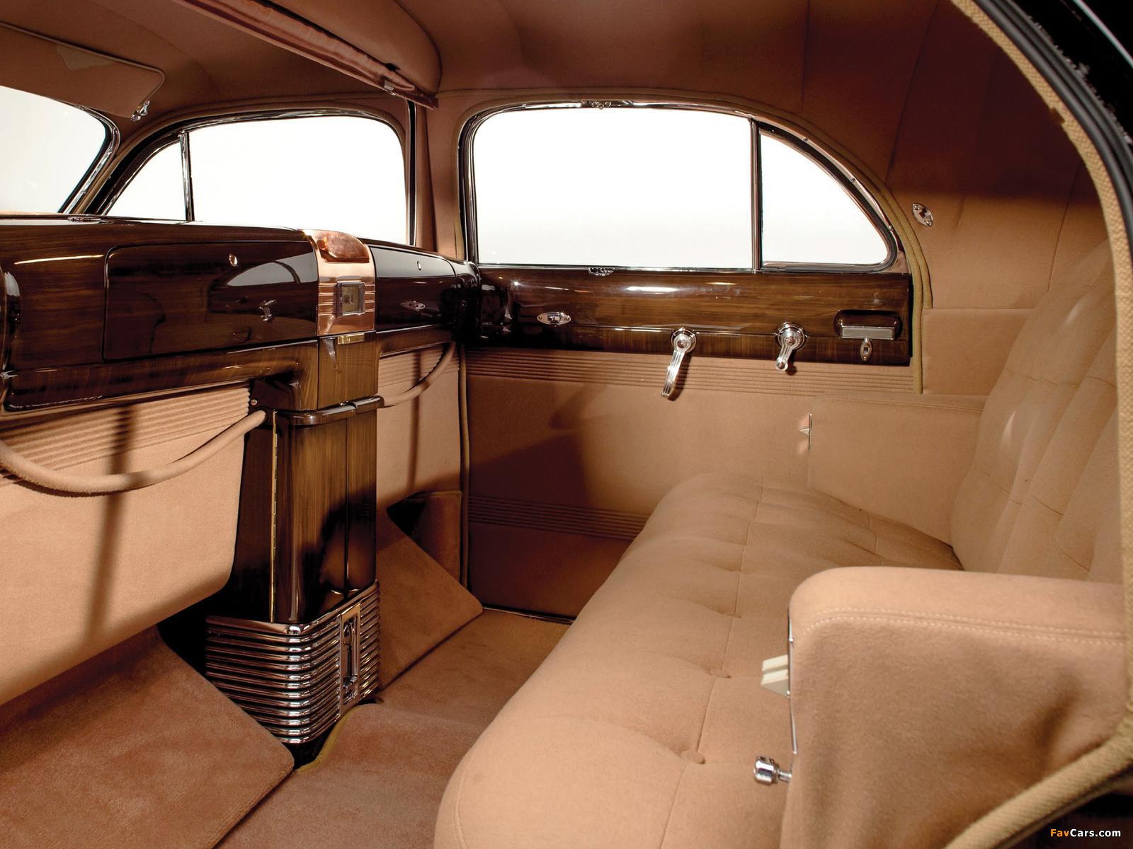 Cadillac Custom Limousine The Duchess 1941 wallpapers (1600 x 1200)