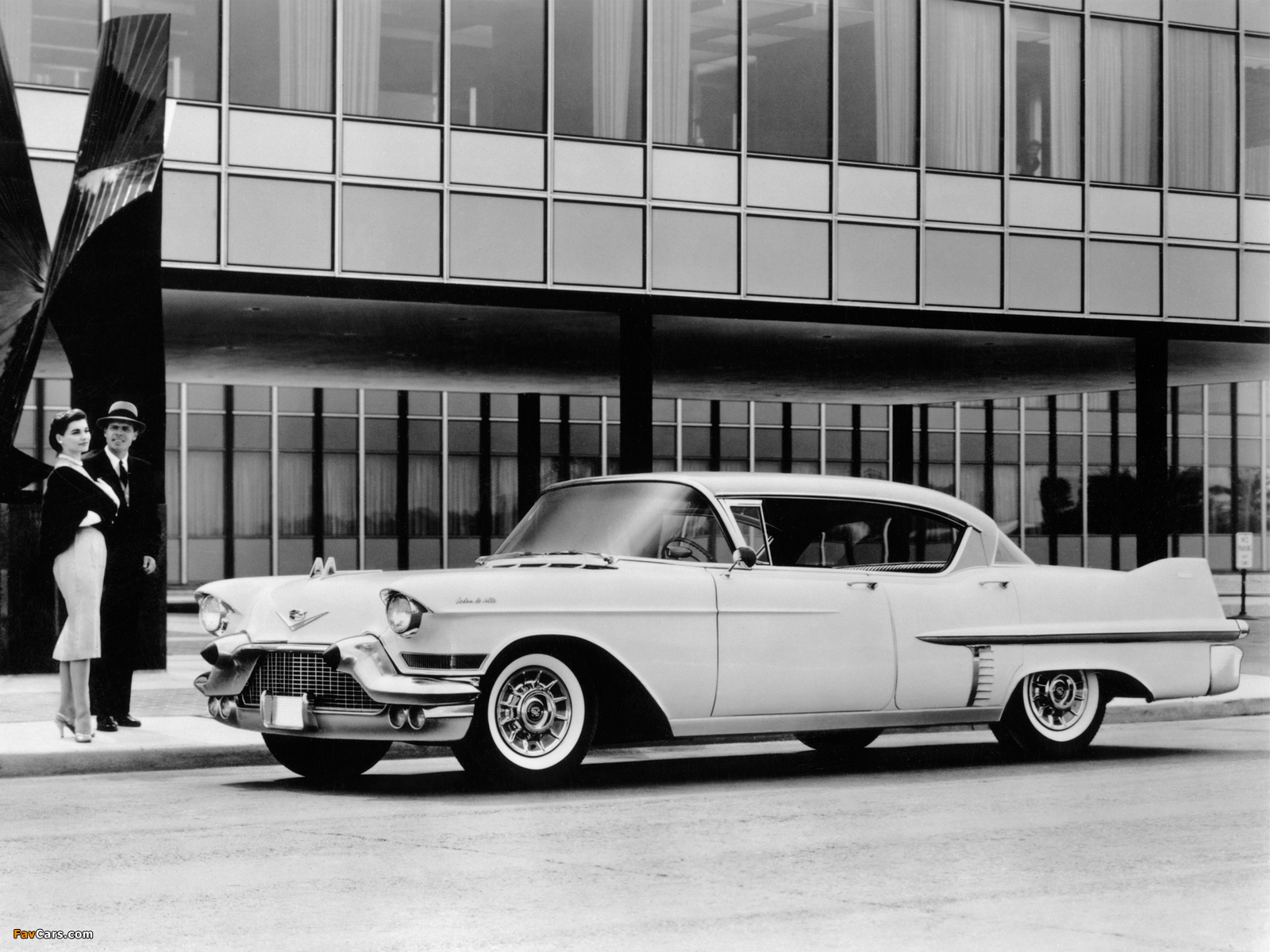 Cadillac Sedan de Ville 1957 photos (1600 x 1200)