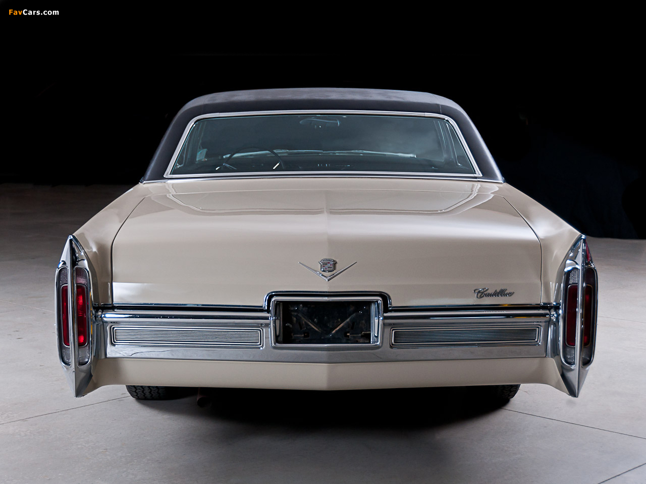 Cadillac Sedan de Ville 1966 pictures (1280 x 960)