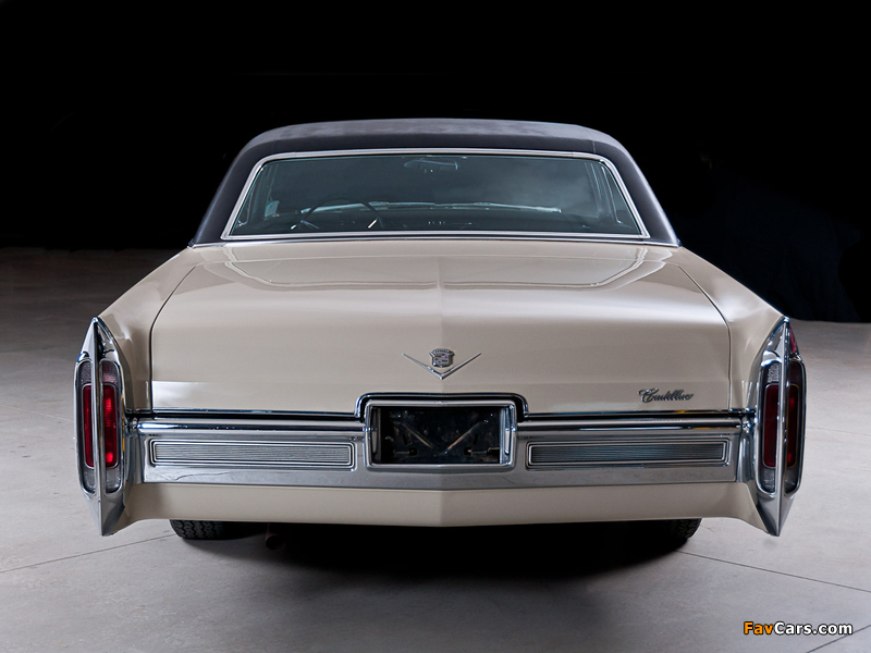 Cadillac Sedan de Ville 1966 pictures (800 x 600)