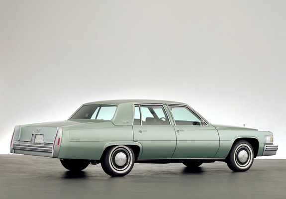 Cadillac Sedan de Ville 1978 pictures