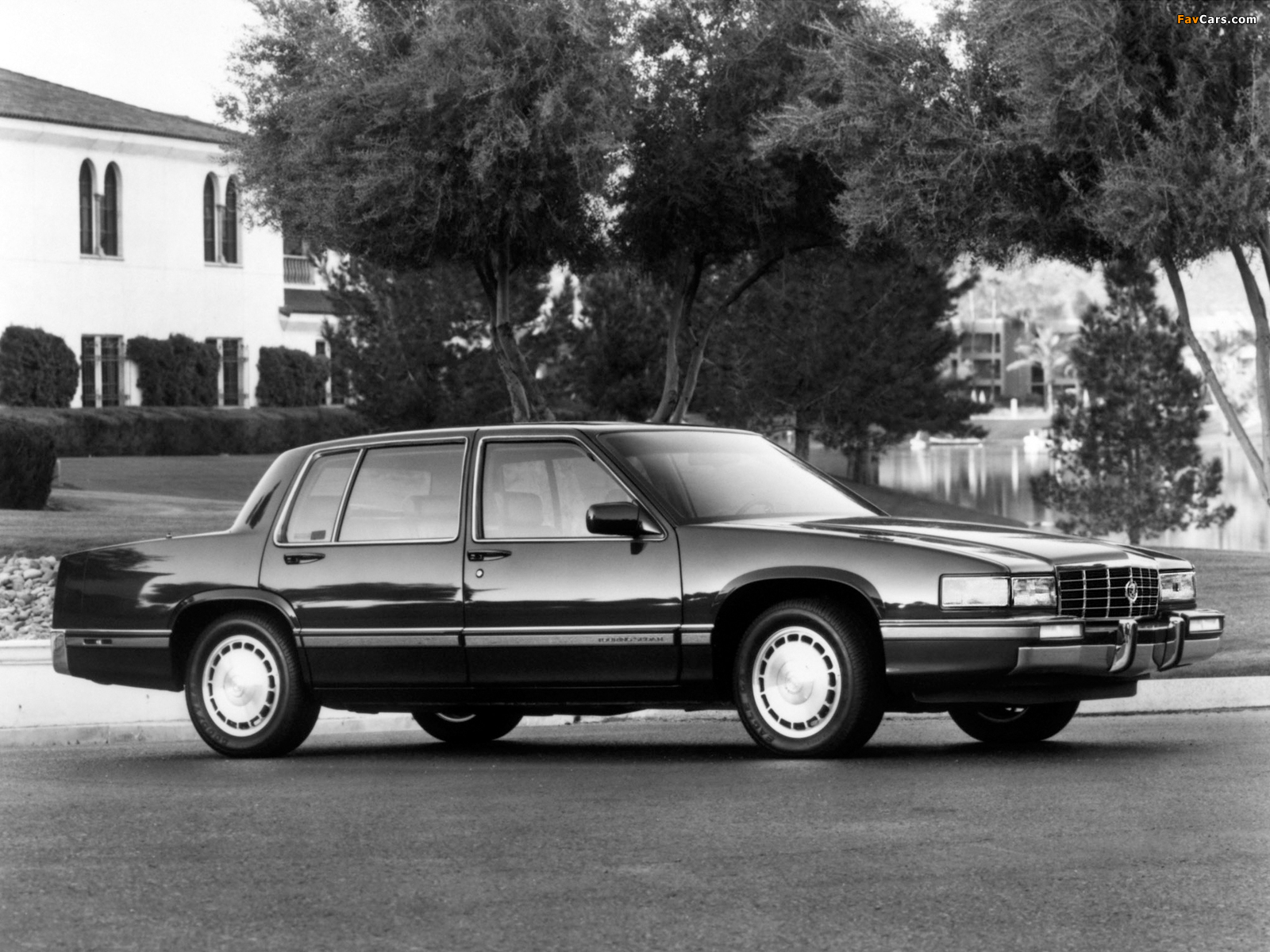 Cadillac Sedan de Ville 1989–93 images (1600 x 1200)