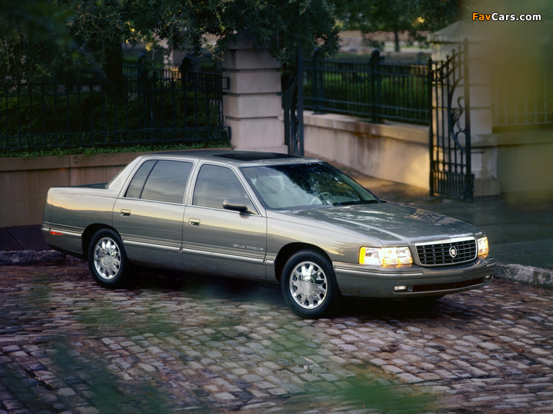 Cadillac DeVille Concours 1997–99 images (800 x 600)