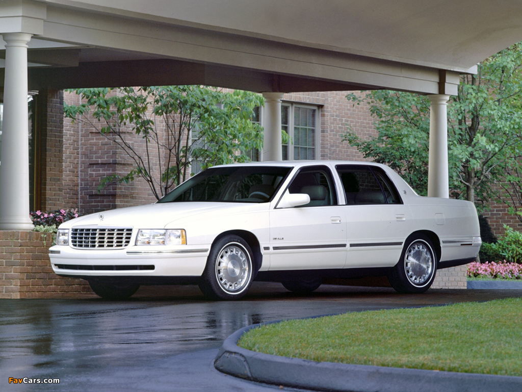 Cadillac DeVille 1997–99 pictures (1024 x 768)
