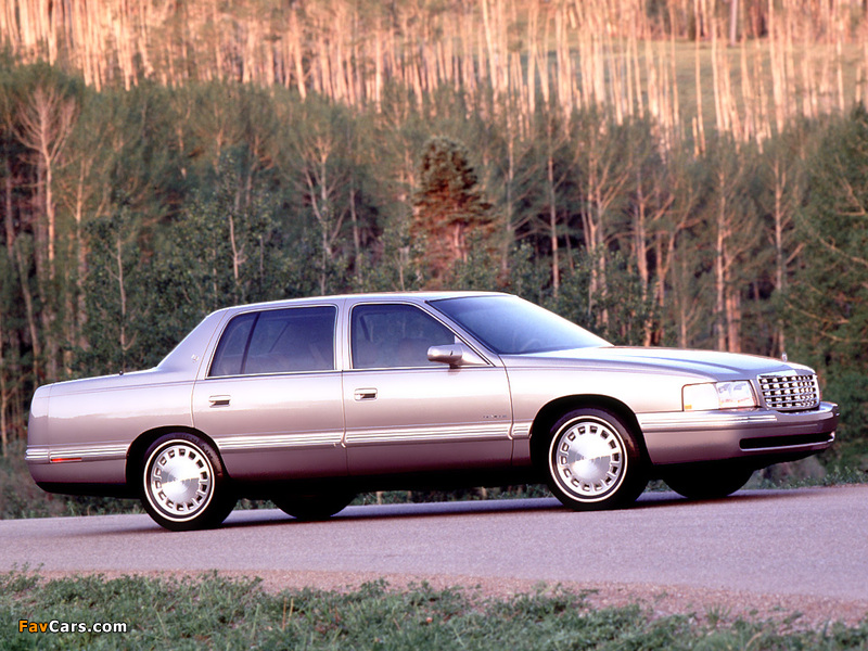 Cadillac DeVille 1997–99 pictures (800 x 600)