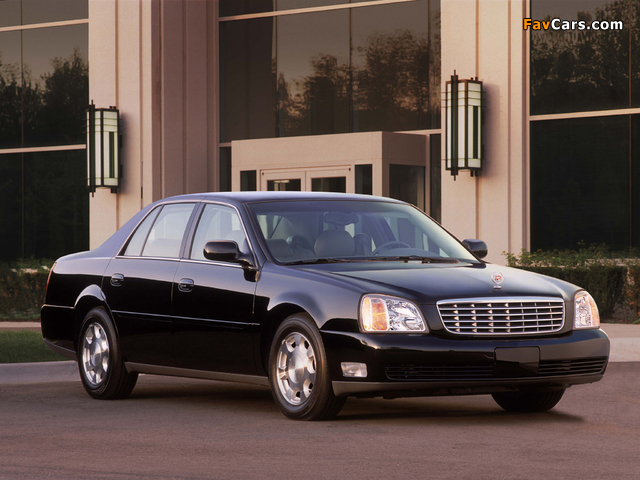 Cadillac DeVille 2000–05 photos (640 x 480)