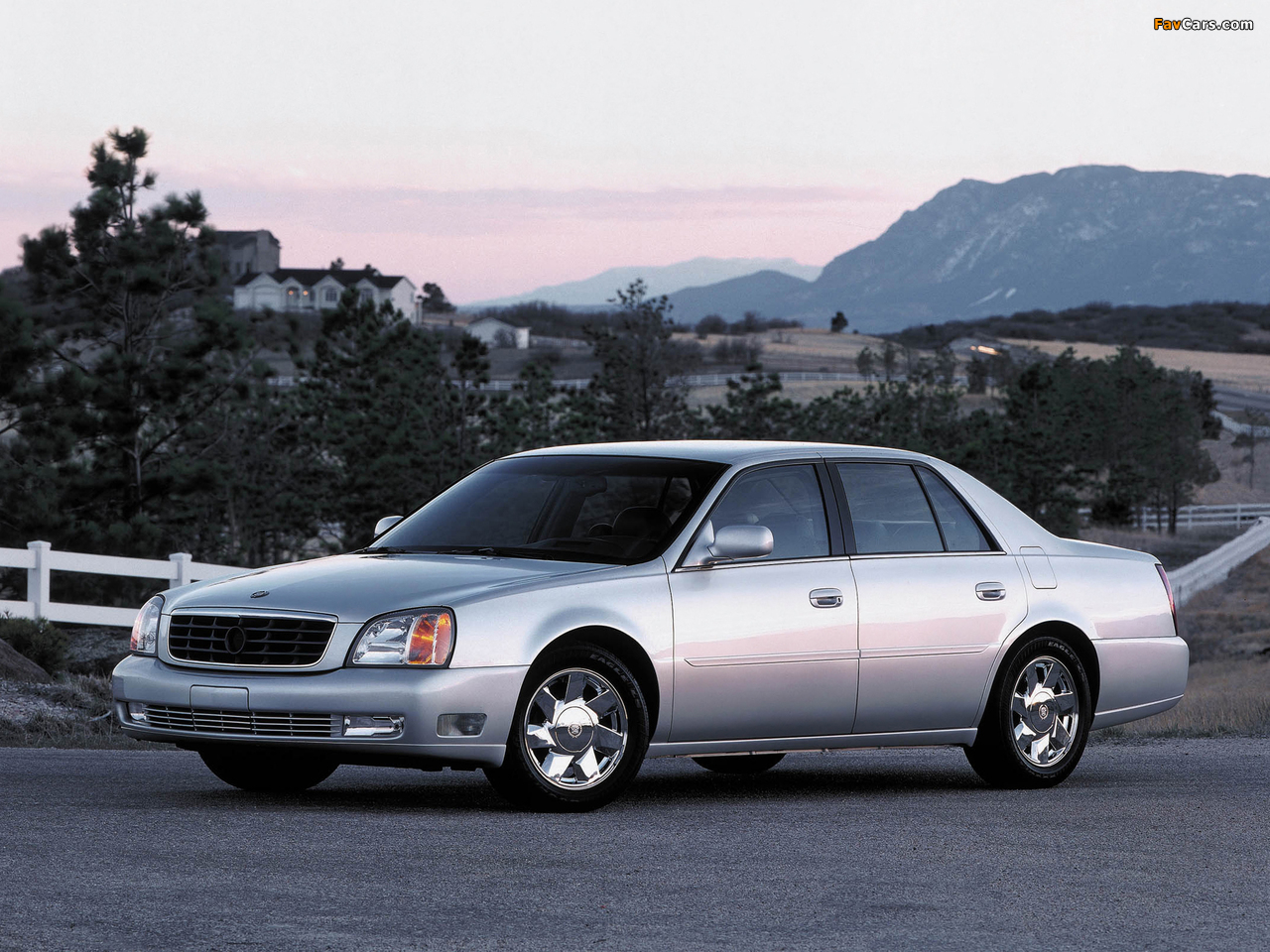 Cadillac DeVille DTS 2000–05 wallpapers (1280 x 960)