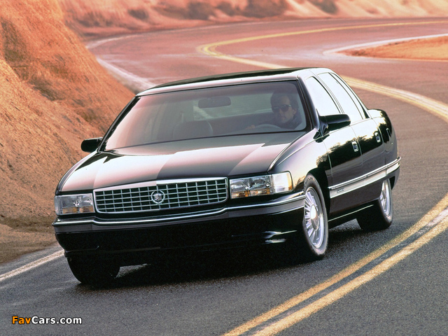Images of Cadillac DeVille Concours 1994–96 (640 x 480)