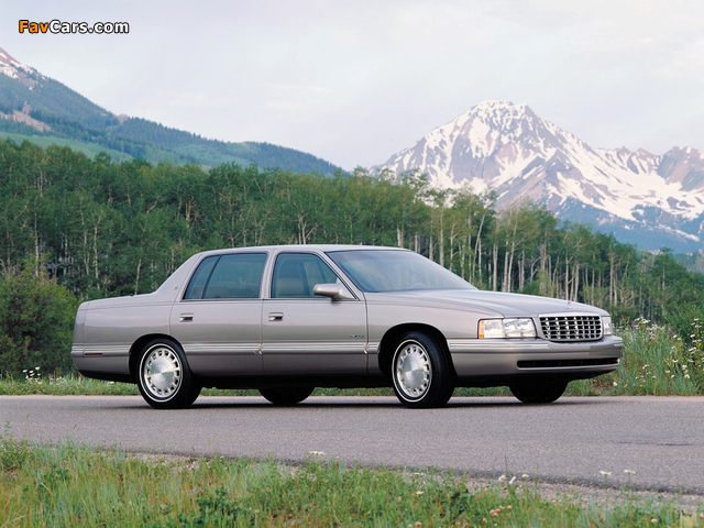 Images of Cadillac DeVille 1997–99 (640 x 480)