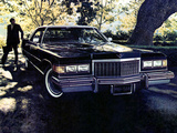 Photos of Cadillac Sedan de Ville (D49) 1976