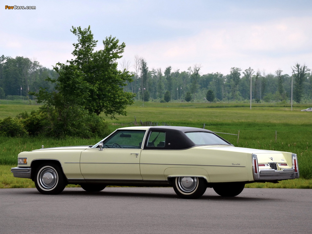 Photos of Cadillac Coupe de Ville 1976 (1024 x 768)