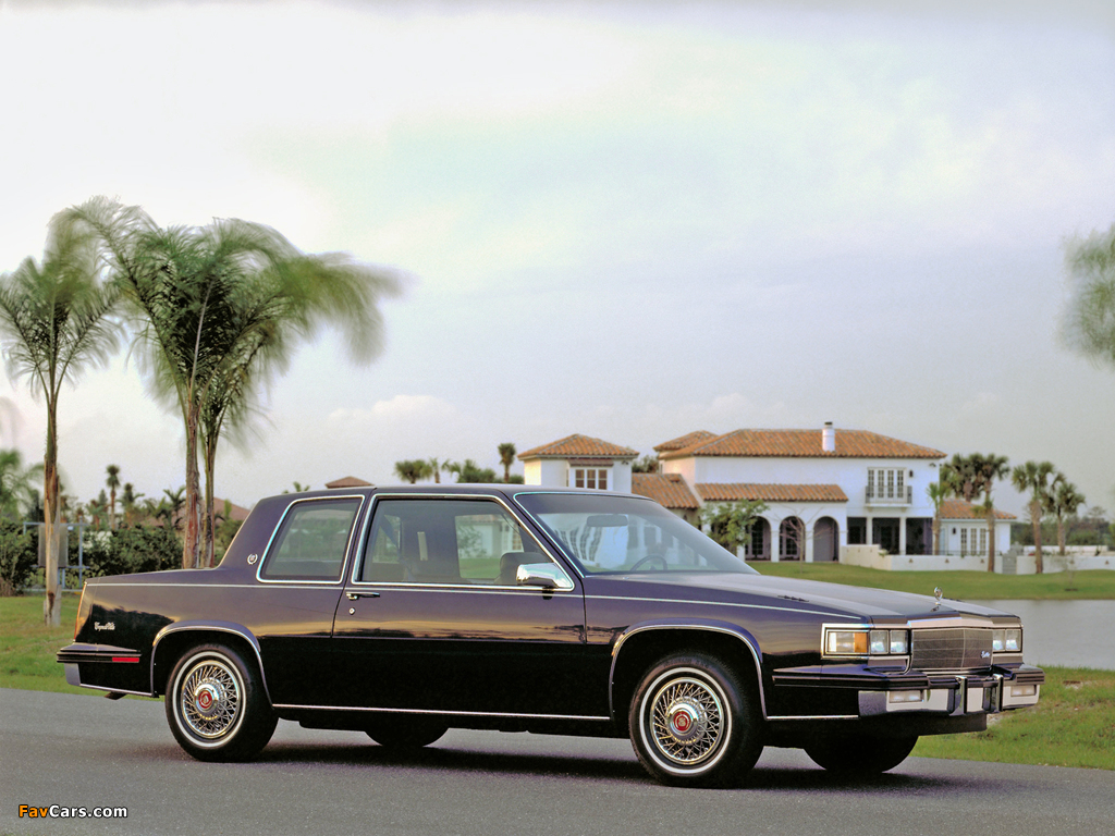Photos of Cadillac Coupe de Ville 1985 (1024 x 768)