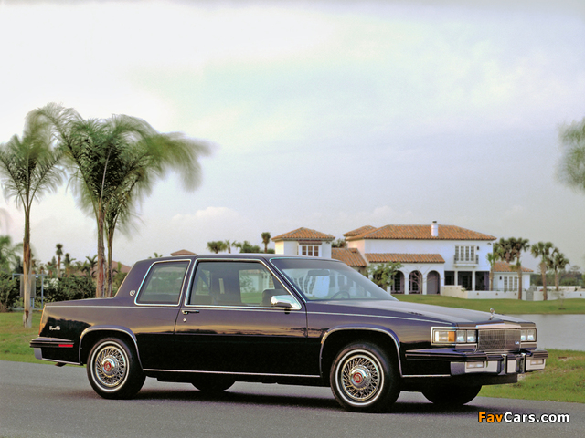 Photos of Cadillac Coupe de Ville 1985 (640 x 480)