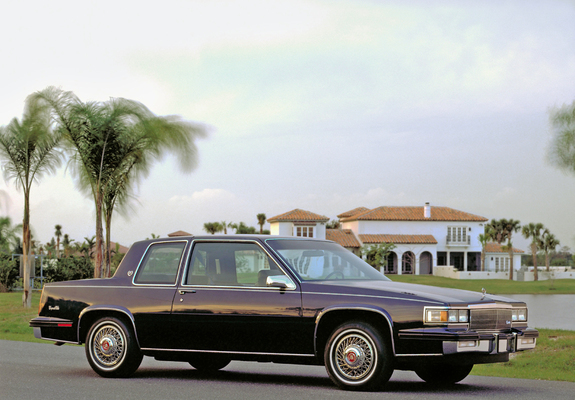 Photos of Cadillac Coupe de Ville 1985