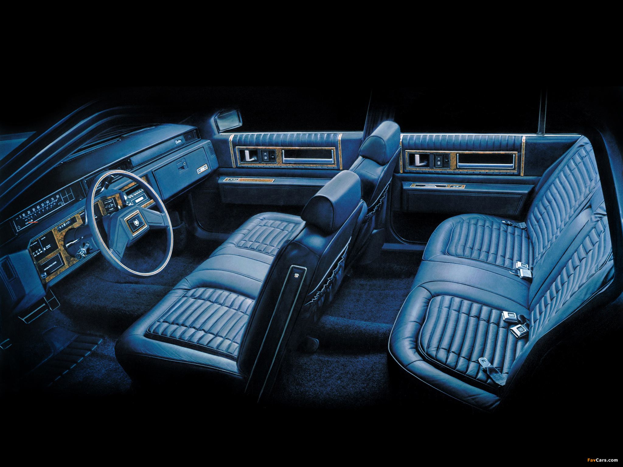 Photos of Cadillac Sedan de Ville 1985 (2048 x 1536)