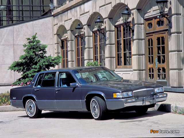 Photos of Cadillac Sedan de Ville 1989–93 (640 x 480)