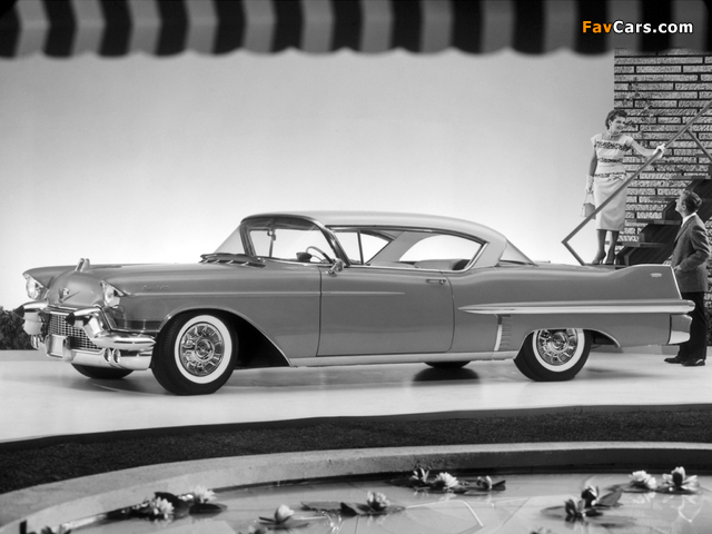 Pictures of Cadillac Sixty-Two Coupe de Ville (6237DX) 1957 (640 x 480)