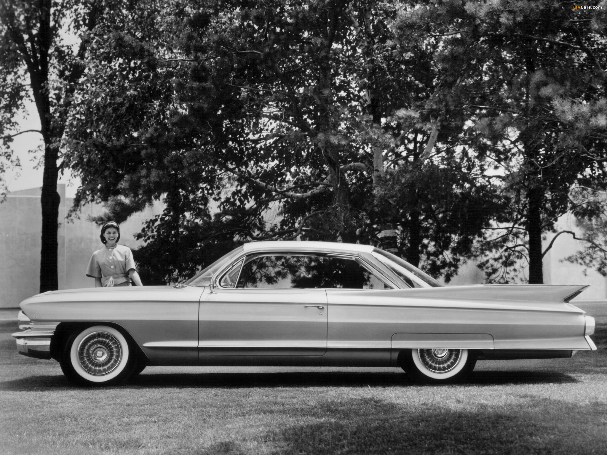Pictures of Cadillac Coupe de Ville (6337J) 1961 (2048 x 1536)