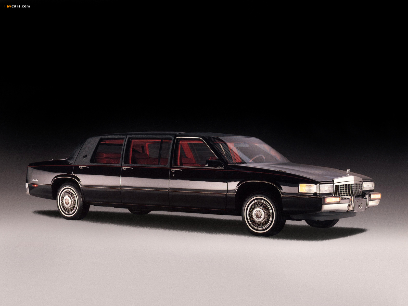 Pictures of Sayers & Scovill Cadillac DeVille Professional Limousine 1992 (1600 x 1200)